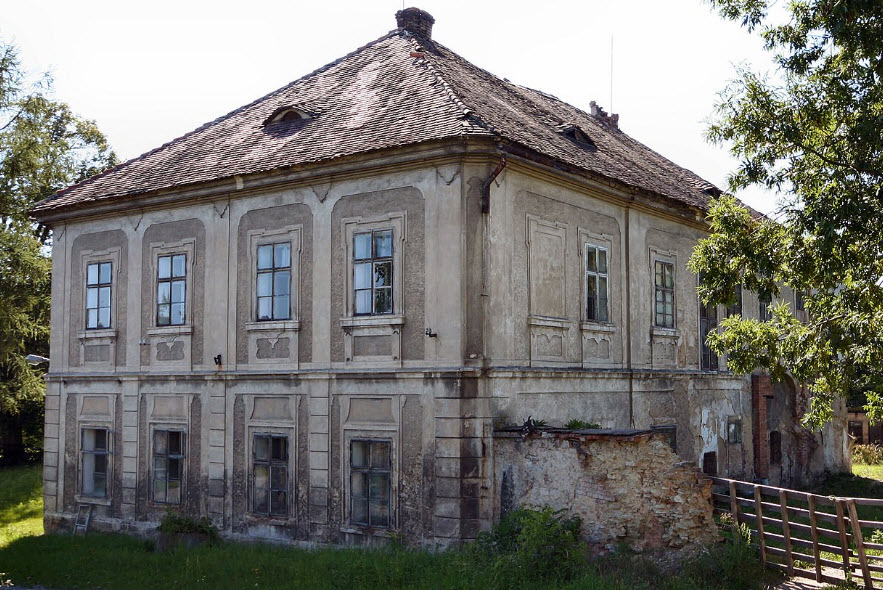 Zámek Vlkava, Czech Republic (Czechia)
